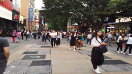 预计未来三小时，三亚晴间多云